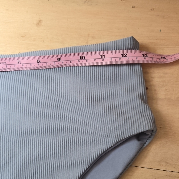 Lululemon High-Waisted Swim Bottom - Light Blue - Picture 5 of 6